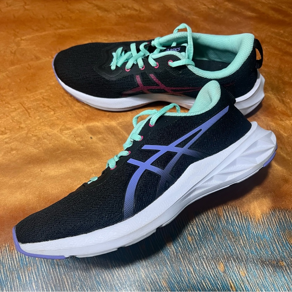 ASICS versablast 2 Running Shoes Black purple Teal Running Shoes size 7.5
